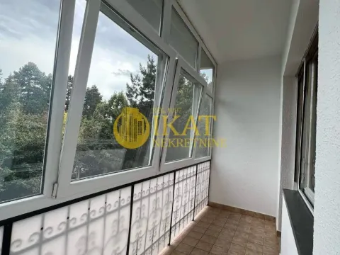 Rent, three bedroom apartment, 93m², Savski Venac, Beograd - image 4