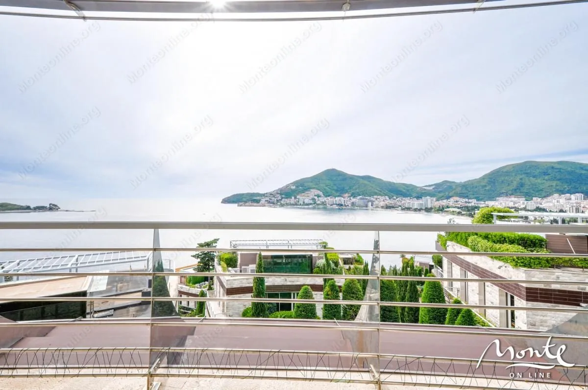 Sale, two bedroom apartment, 179m², Budva, Crna Gora