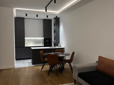 Prodaja, dvosoban stan, 77m², Soho City, Bar - image 3