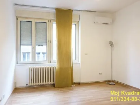 Sale, four bedroom apartment, 105m², Vračar Sve Podlokacije, Beograd - image 8