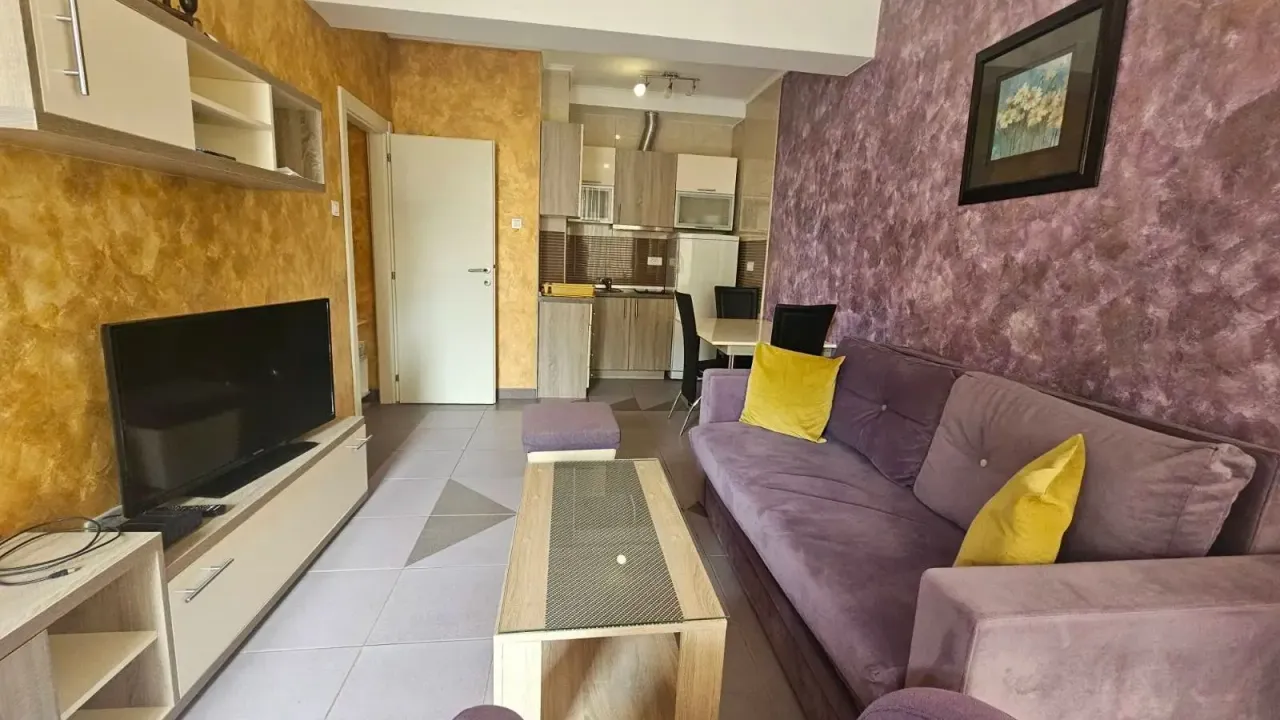 Daily-rent, one bedroom apartment, 40m², Budva okolina, Budva