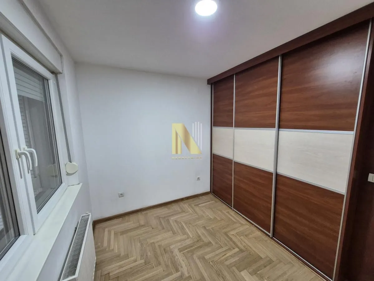 Izdavanje, četvorosoban stan, 89m², Socijalno, Novi Sad Sve Podlokacije