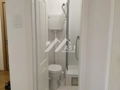 Izdavanje, trosoban stan, 100m², Spens, Novi Sad Sve Podlokacije - image 6