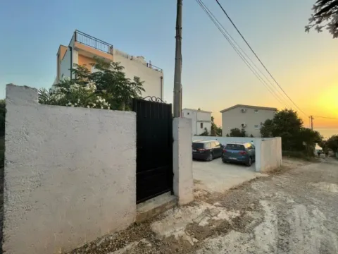 Sale, house, 400m², Utjeha, Bar - image 10