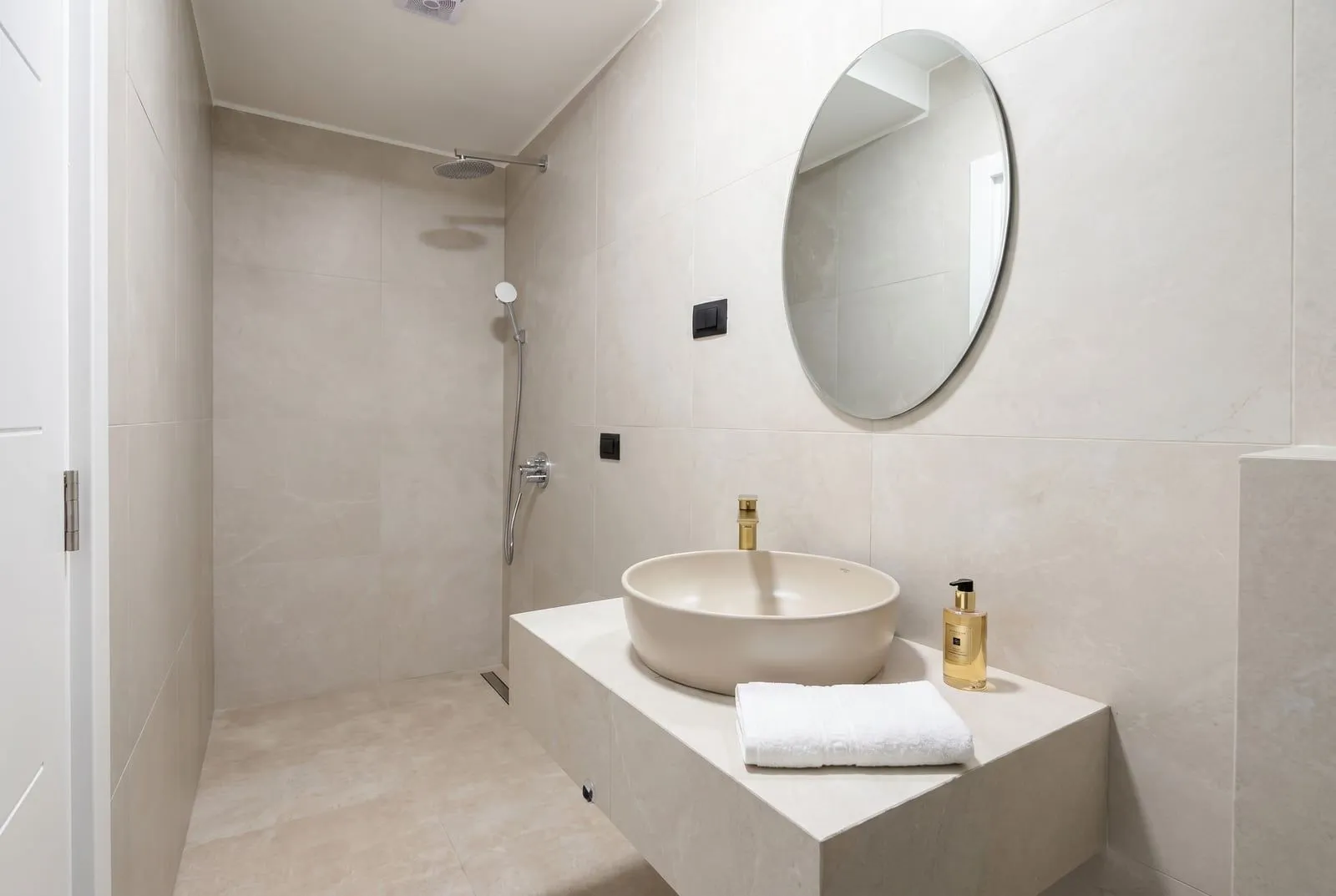 Rent, office space, 132m², Budva, Crna Gora