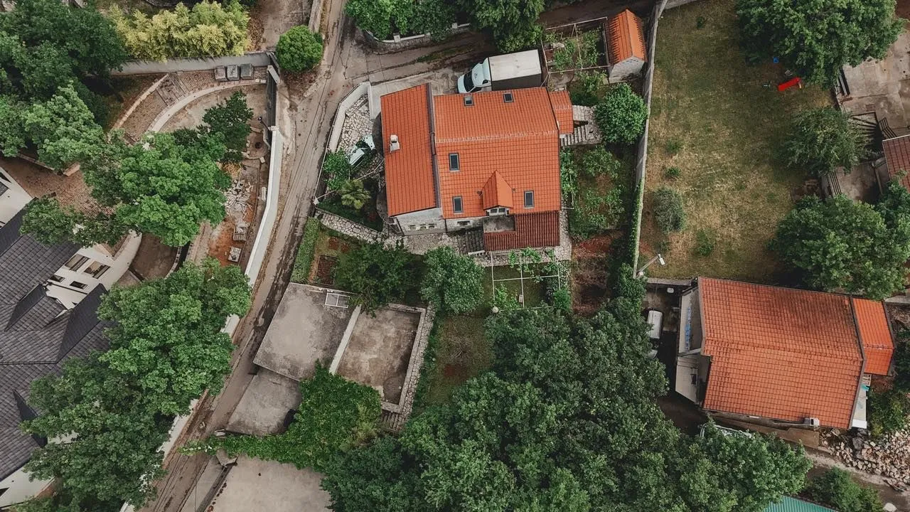 Prodaja, kuća, 350m², Vranići, Podgorica