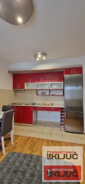 Izdavanje, garsonjera, 29m², Bulevar Oslobodjenja, Novi Sad Sve Podlokacije - image 5