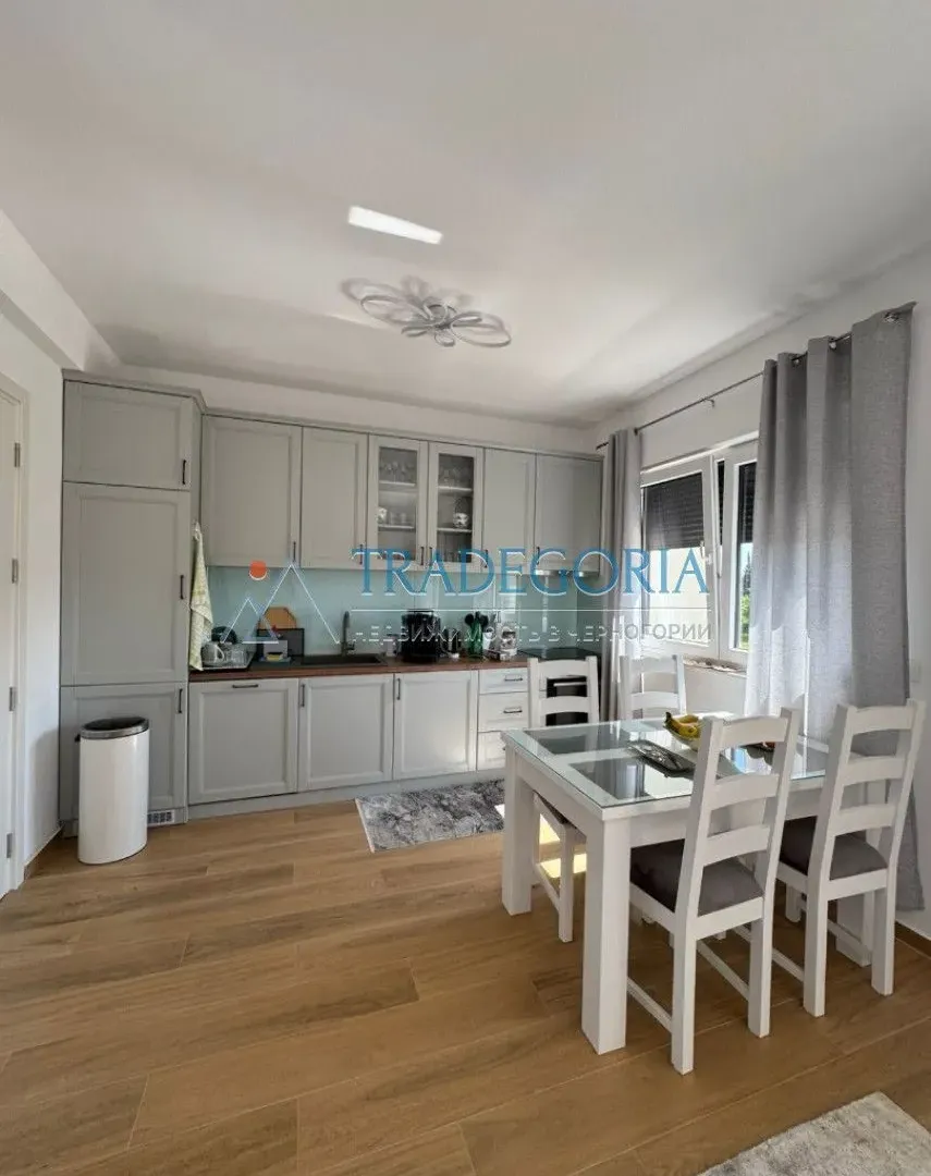 Prodaja, dvosoban stan, 65m², Ulcinj, Crna Gora