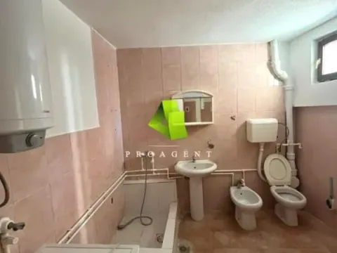 Sale, house, 55m², Medijana, Niš - image 10