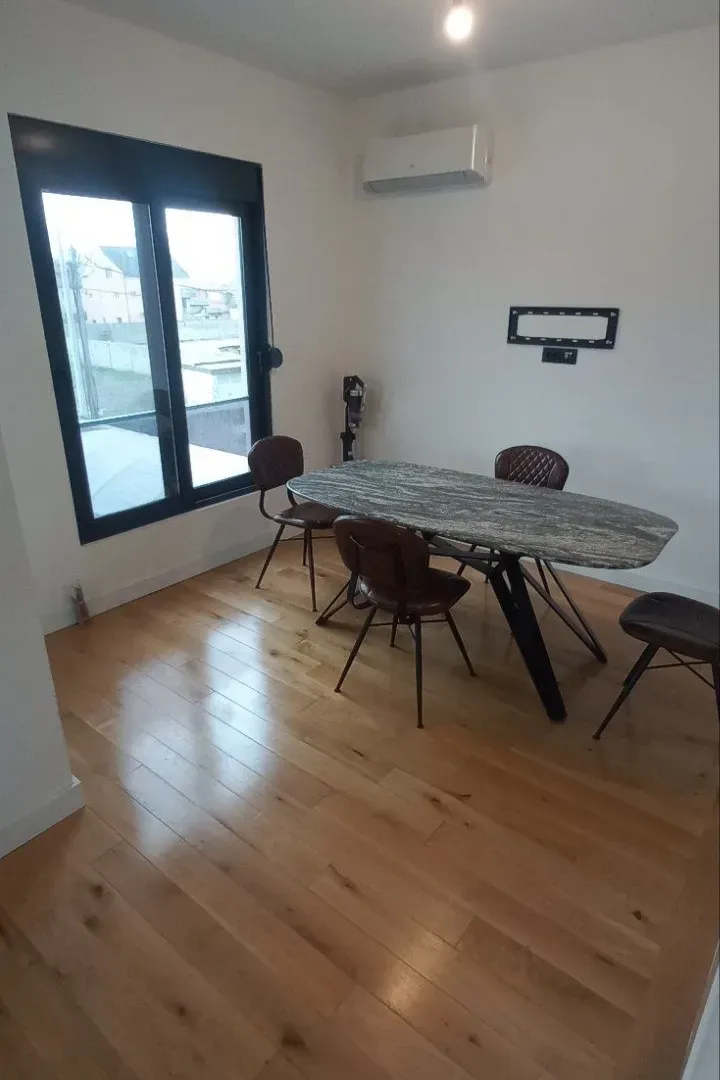 Sale, house, 270m², Gornja Gorica, Podgorica