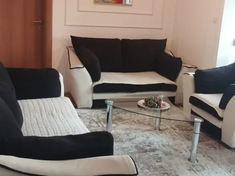 Izdavanje, jednosoban stan, 50m², Drač, Podgorica - image 7