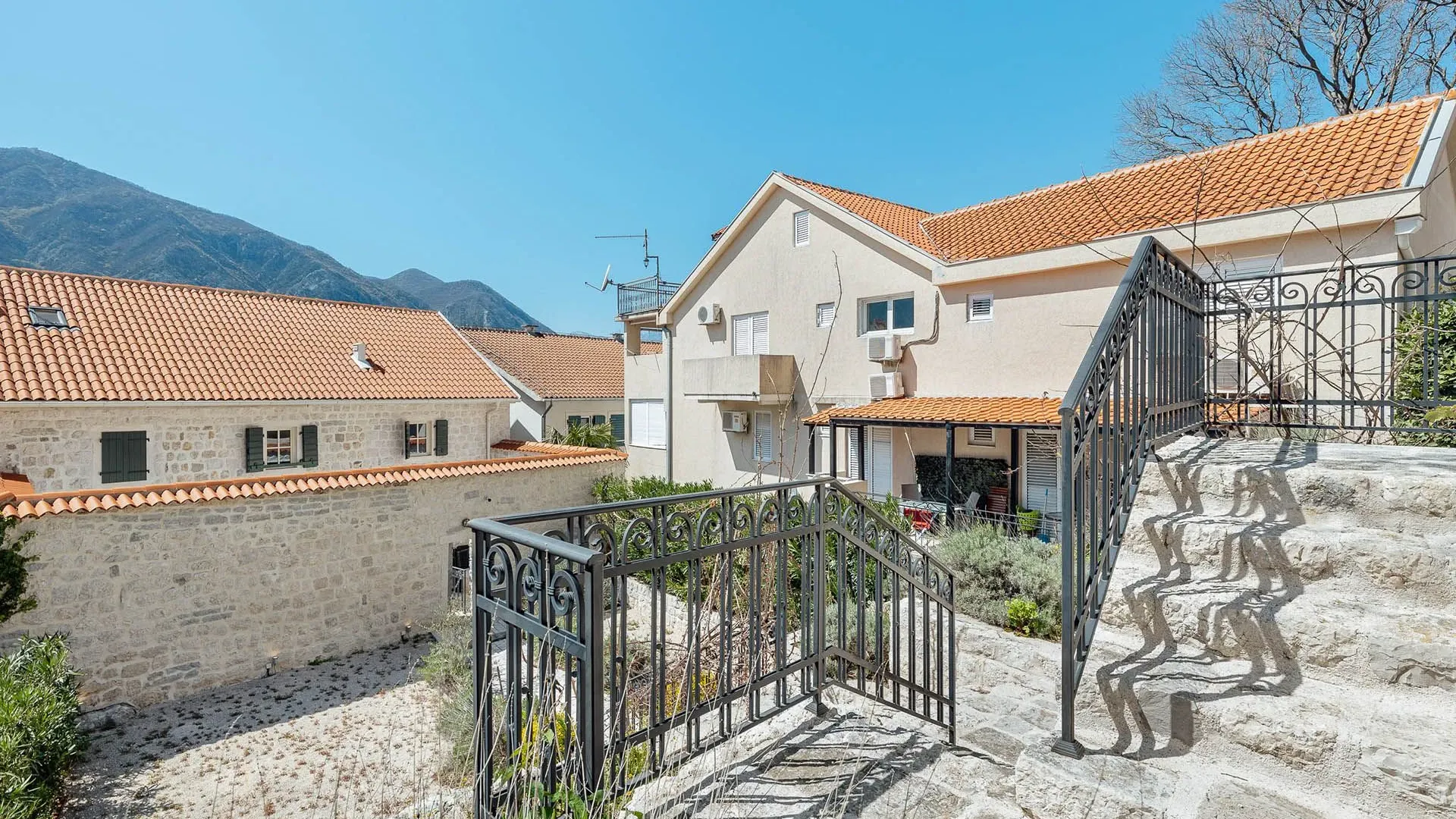 Prodaja, kuća, 490m², Kotor, Crna Gora
