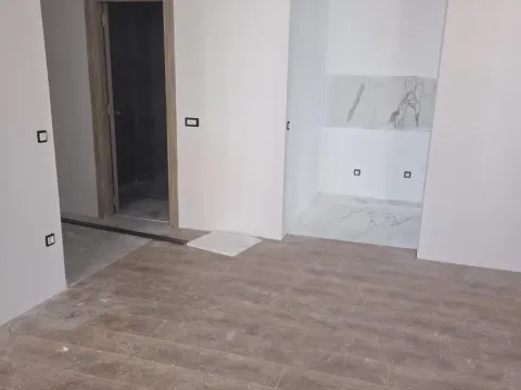 Sale, three bedroom apartment, 70m², Medijana, Niš - image 1