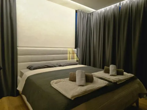 Izdavanje, kuća, 50m², Karagača, Petrovaradin - image 11