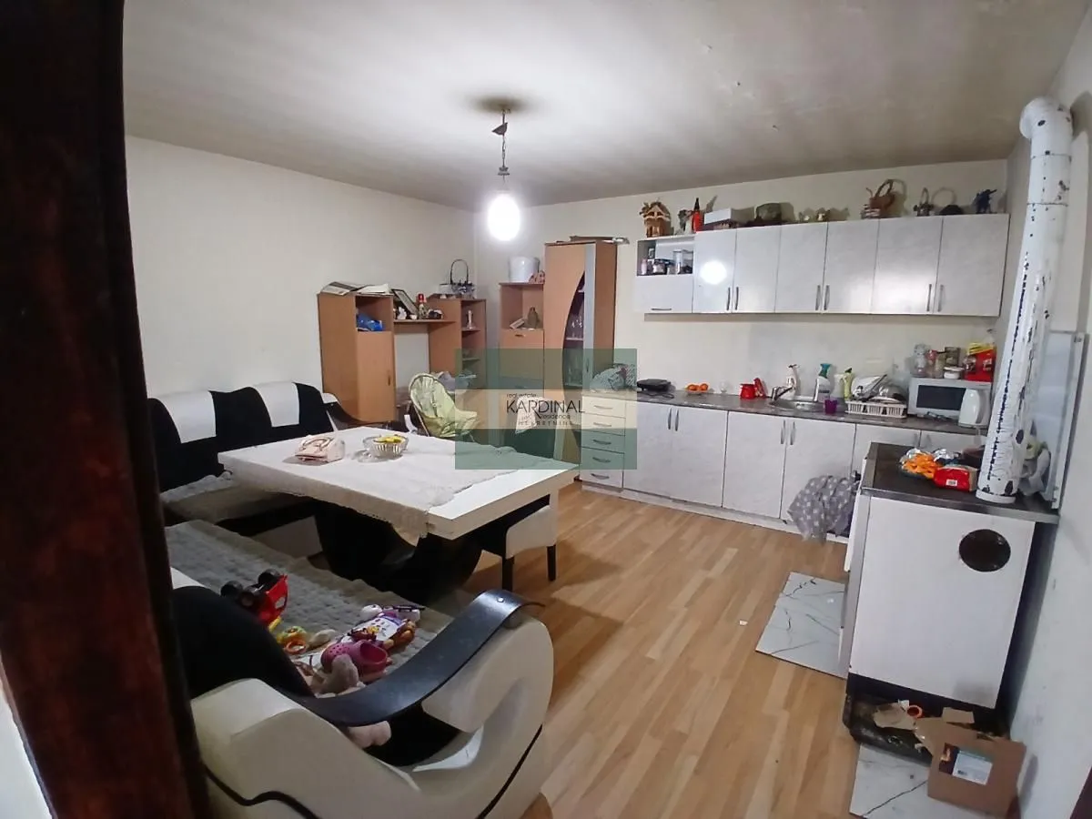 Prodaja, kuća, 330m², Topola, Srbija