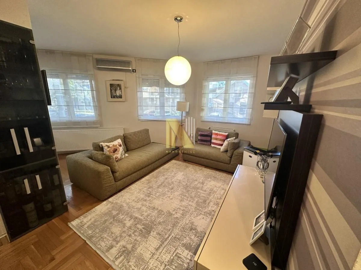 Prodaja, trosoban stan, 67m², Grbavica, Novi Sad Sve Podlokacije