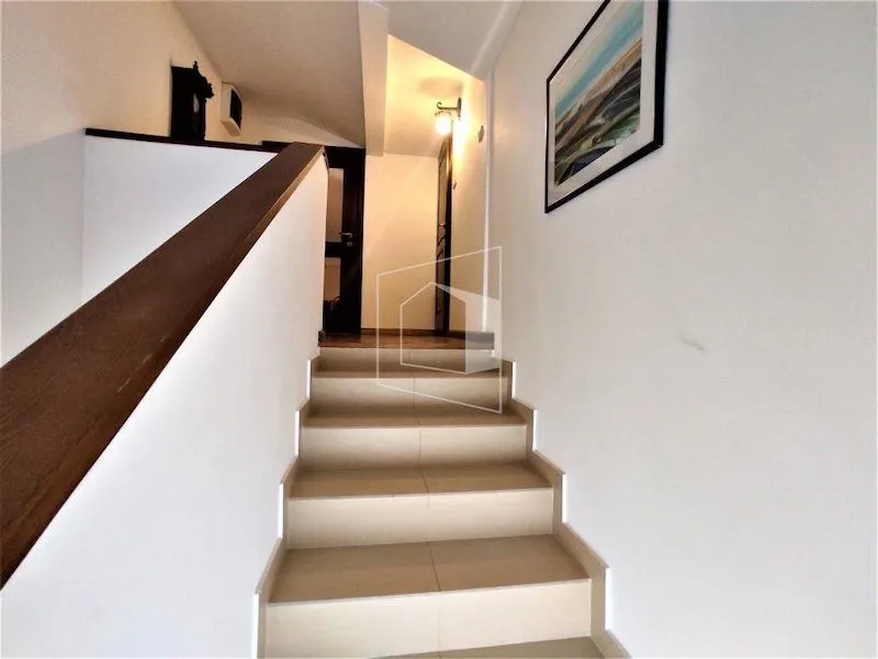 Rent, house, 180m², Mareza, Podgorica