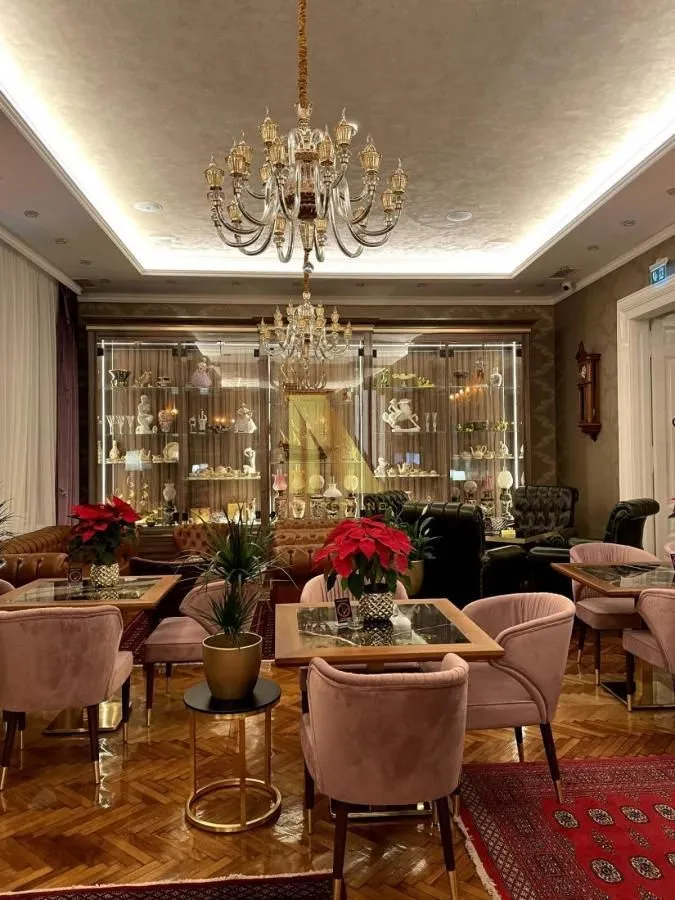 Rent, office space, 1558m², Centar, Novi Sad