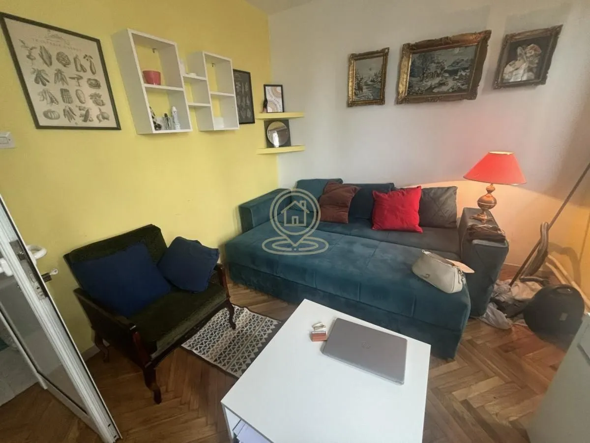Izdavanje, dvosoban stan, 37m², Bogoslovija, Palilula Sve Podlokacije