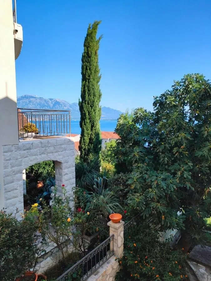 Prodaja, kuća, 143m², Bijela, Herceg Novi