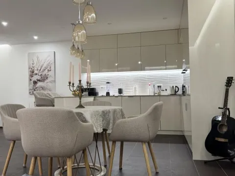 Prodaja, trosoban stan, 85m², Ruma, Srbija - image 4