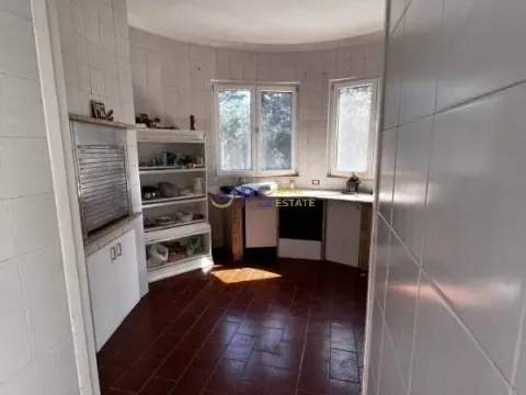 Prodaja, kuća, 200m², Bar, Crna Gora - image 14