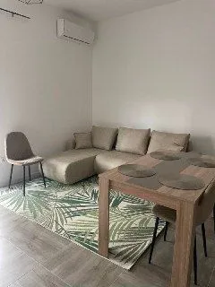 Izdavanje, jednosoban stan, Đenovići, Herceg Novi