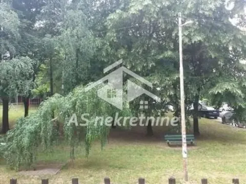 Izdavanje, trosoban stan, 64m², Savski Venac, Beograd - image 12