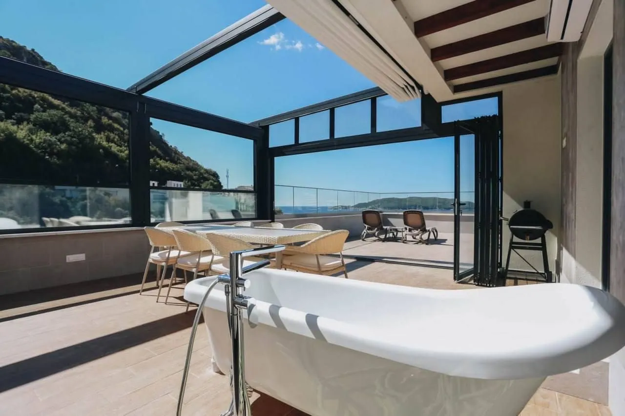 Sale, three bedroom apartment, 120m², Rafailovići, Budva