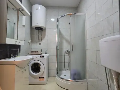 Izdavanje, jednosoban stan, 60m², Bečići, Budva - image 8