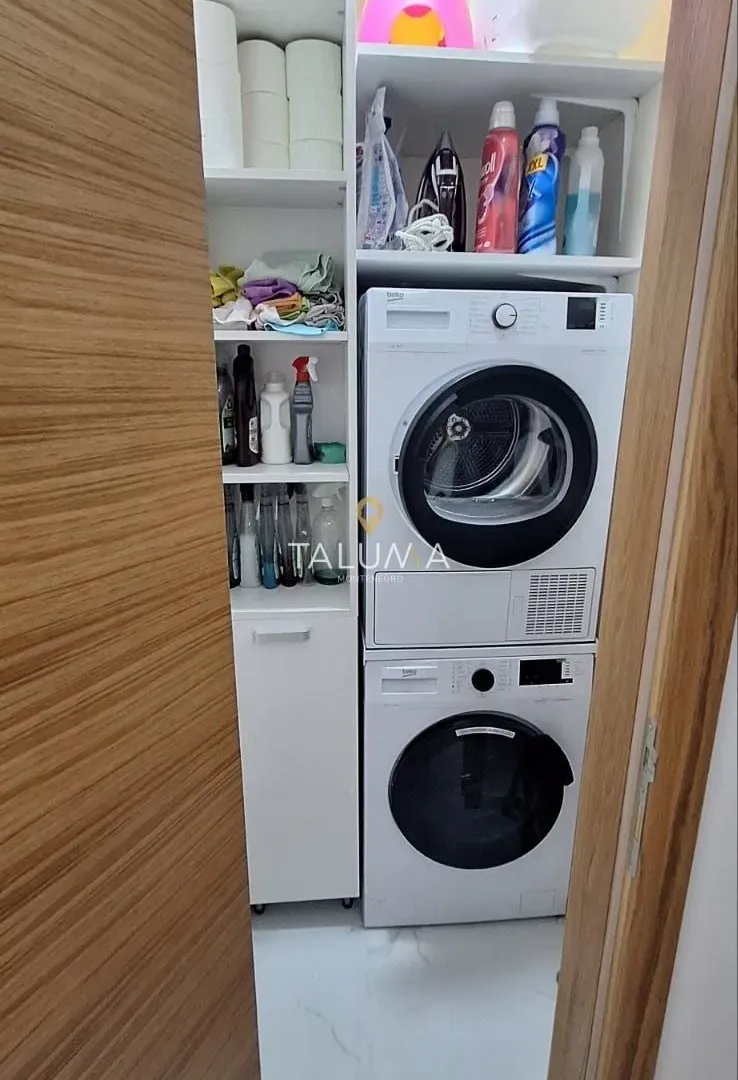 Prodaja, trosoban stan, 89m², Centar, Podgorica