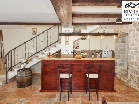 Prodaja, kuća, 450m², Dobrota, Kotor - image 33