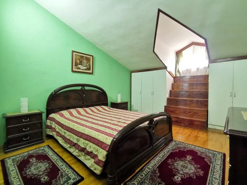 Sale, house, 489m², Zagorič, Podgorica