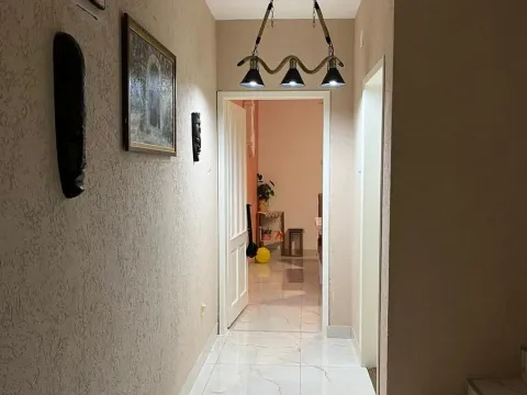 Prodaja, kuća, 170m², Nova Pazova, Stara Pazova - image 6