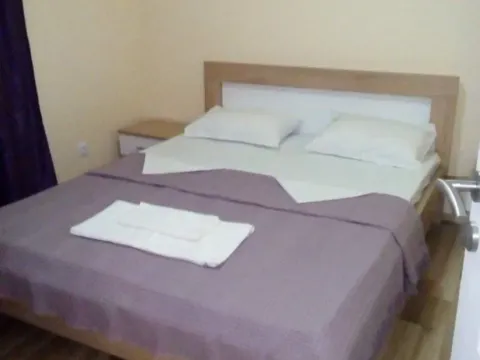 Izdavanje, jednosoban stan, 36m², Tivat, Crna Gora - image 7