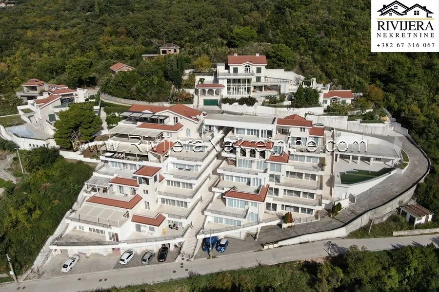Prodaja, dvosoban stan, 205m², Topla, Herceg Novi