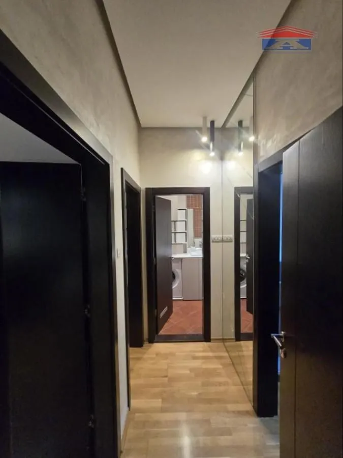 Izdavanje, trosoban stan, 90m², Bulevar Oslobodjenja, Novi Sad Sve Podlokacije