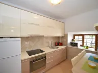 Prodaja, kuća, 251m², Prčanj, Kotor - image 6