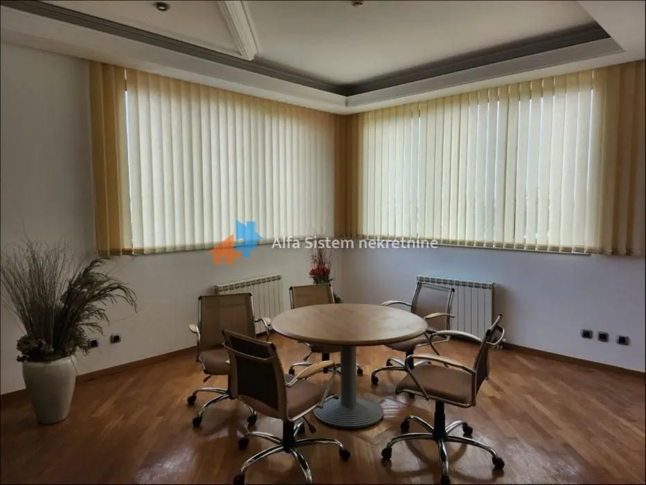 Rent, office space, 300m², Bezanijska Kosa 1, Bežanijska Kosa Sve Podlokacije