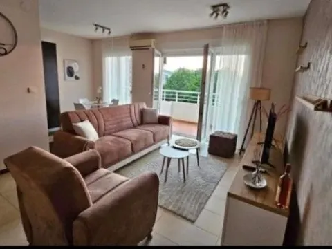 Izdavanje, dvosoban stan, 80m², Ljubović, Podgorica - image 4