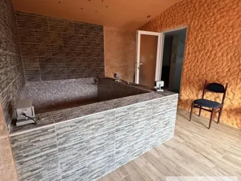 Sale, house, 203m², Novi Banovci, Stara Pazova - image 25