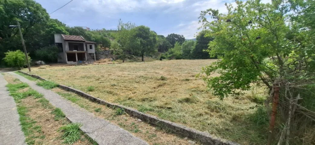 Prodaja, plac, 3285m², Doljani, Podgorica