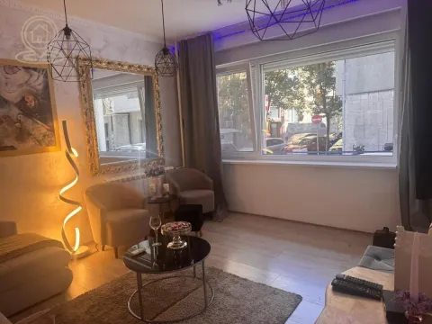 Izdavanje, jednosoban stan, 25m², Kalenić Pijaca, Vračar Sve Podlokacije - image 15