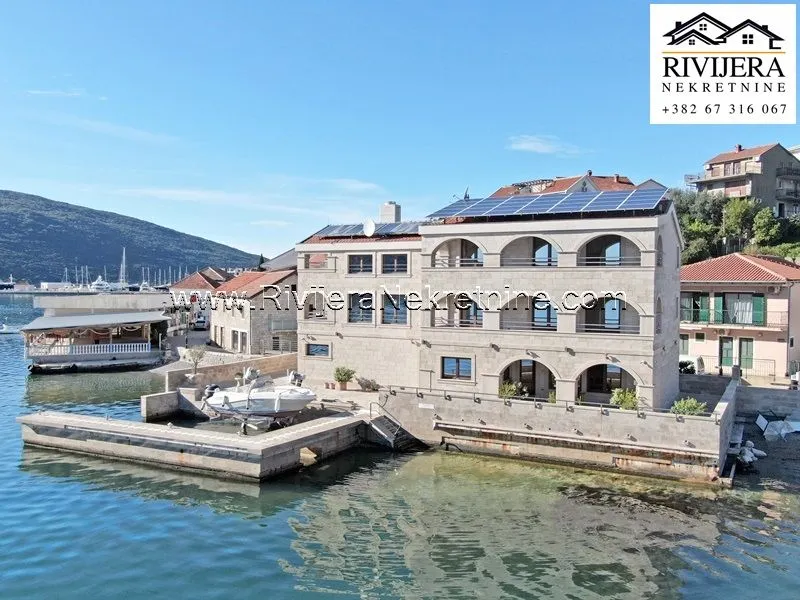 Prodaja, kuća, 411m², Đenovići, Herceg Novi