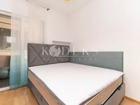 Izdavanje, jednosoban stan, 42m², Pobrežje, Podgorica - image 6