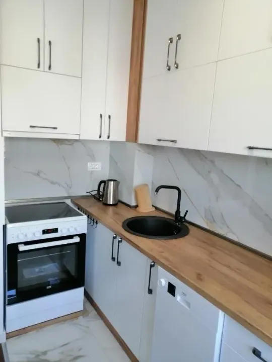 Izdavanje, jednosoban stan, 39m², Podgorica, Crna Gora
