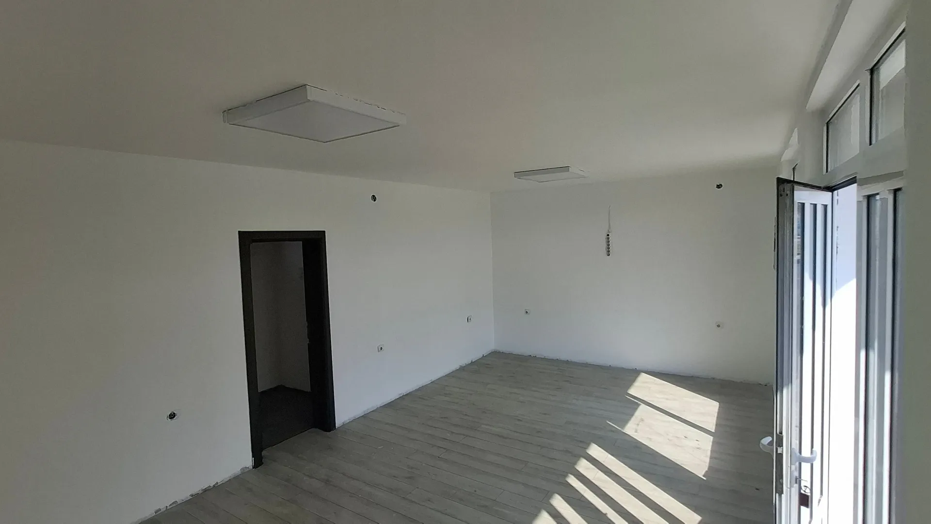 Rent, office space, 43m², Donja Gorica, Podgorica