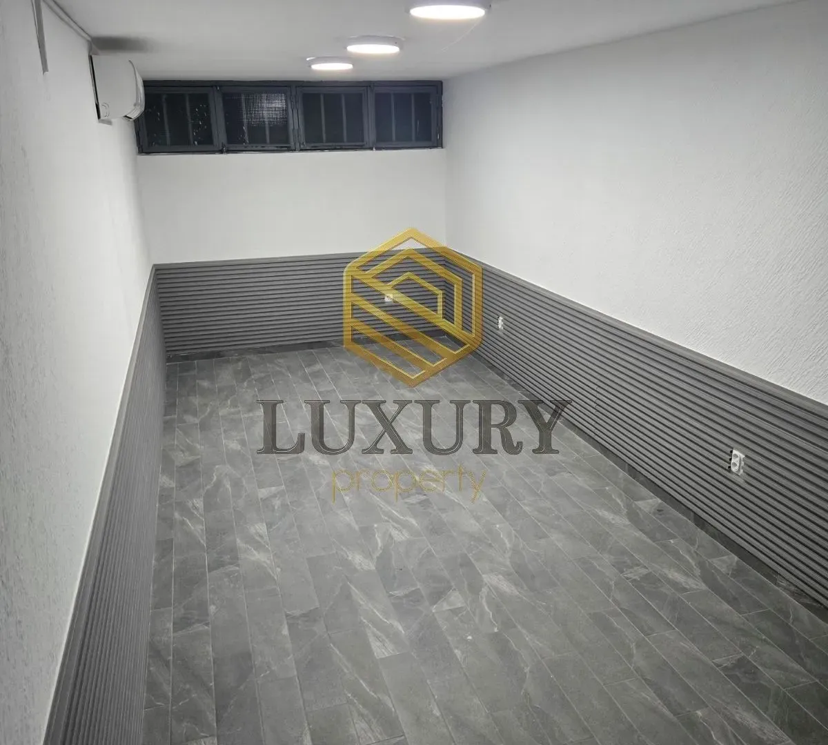 Rent, office space, 50m², Baston, Podgorica