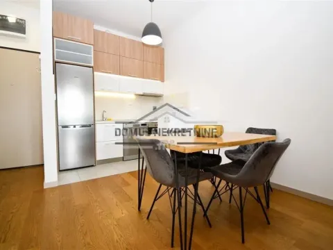 Izdavanje, jednosoban stan, 55m², Gorica C, Podgorica - image 4