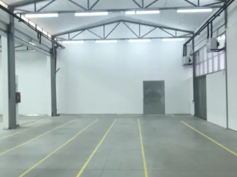 Izdavanje, poslovni prostor, 1350m², Čukarica, Beograd - image 5